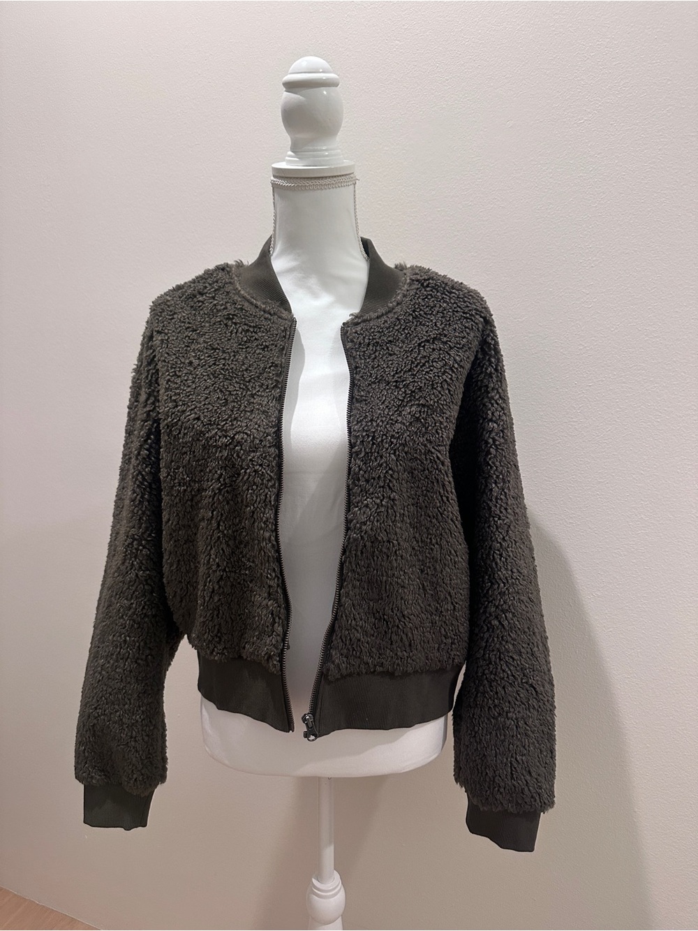 Olive Green Sherpa Teddy Bomber Jacket Zip Up Size Medium